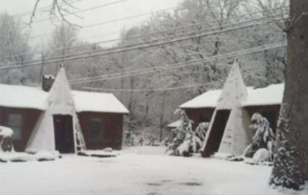 Qualla And Cherokee Near Casino Motel Whittier